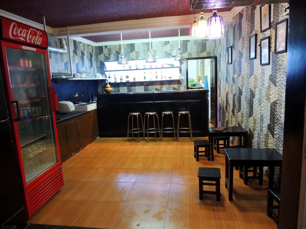 Halong Happy Hostel (Adults Only) Ha Long Exteriör bild