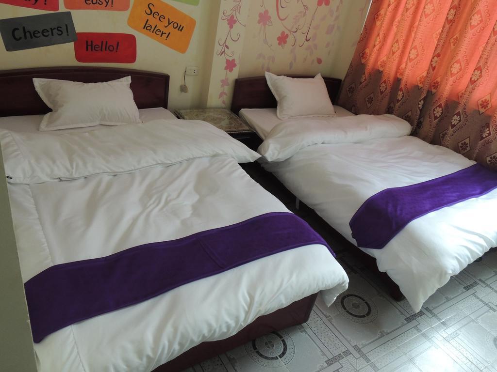 Halong Happy Hostel (Adults Only) Ha Long Exteriör bild
