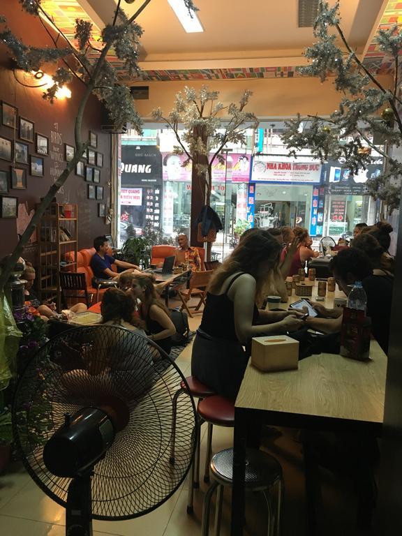 Halong Happy Hostel (Adults Only) Ha Long Exteriör bild
