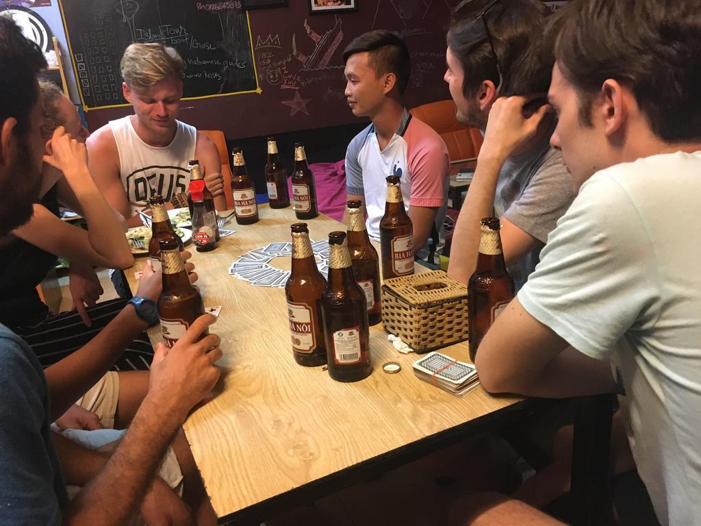 Halong Happy Hostel (Adults Only) Ha Long Exteriör bild