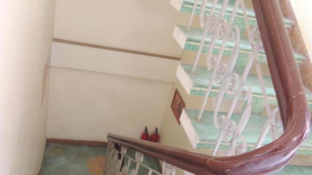 Halong Happy Hostel (Adults Only) Ha Long Exteriör bild